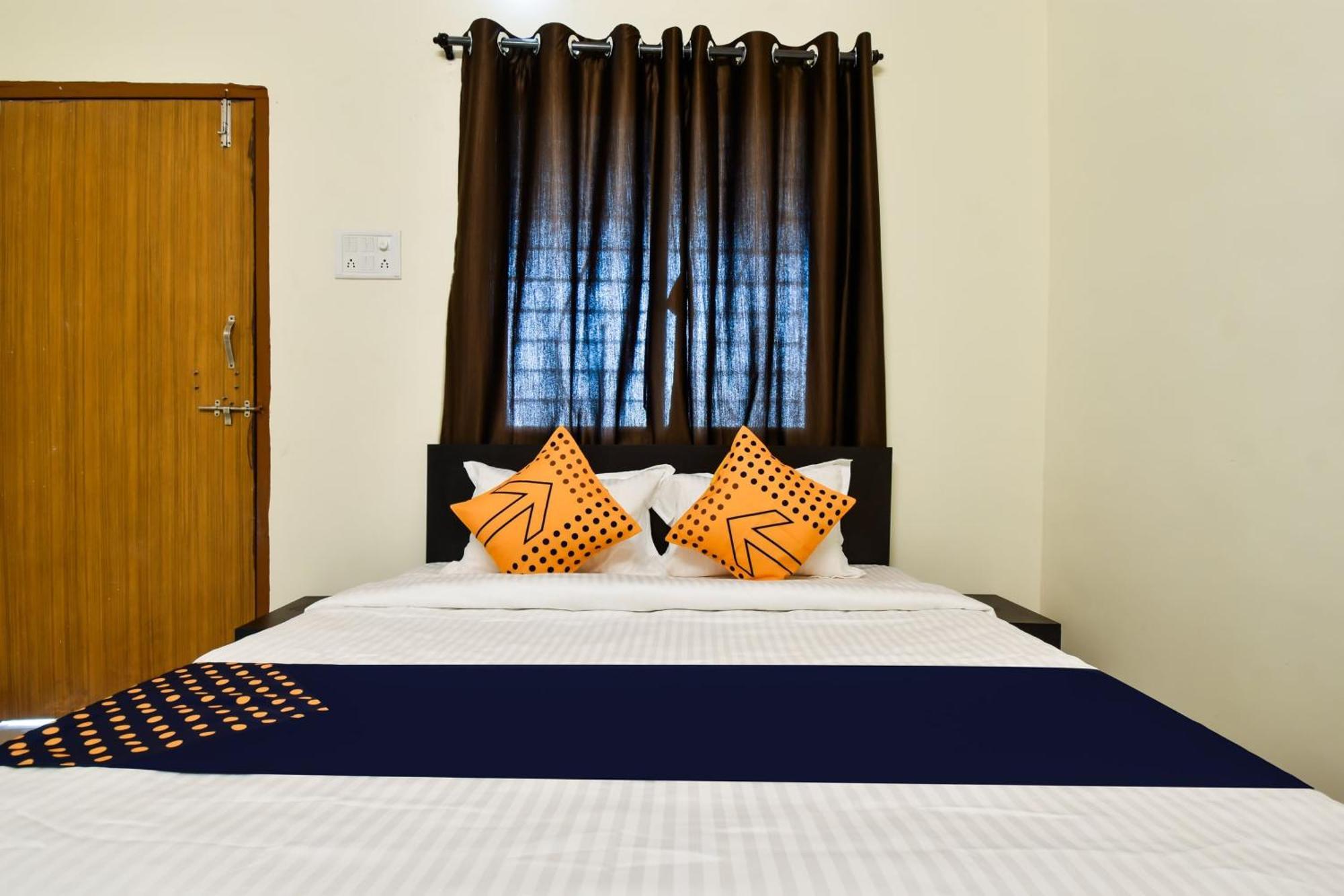 Spot On Carnival Resorts Rāipur Exterior foto